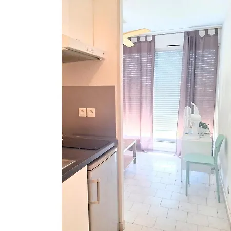 Close To Arenas&historic Center